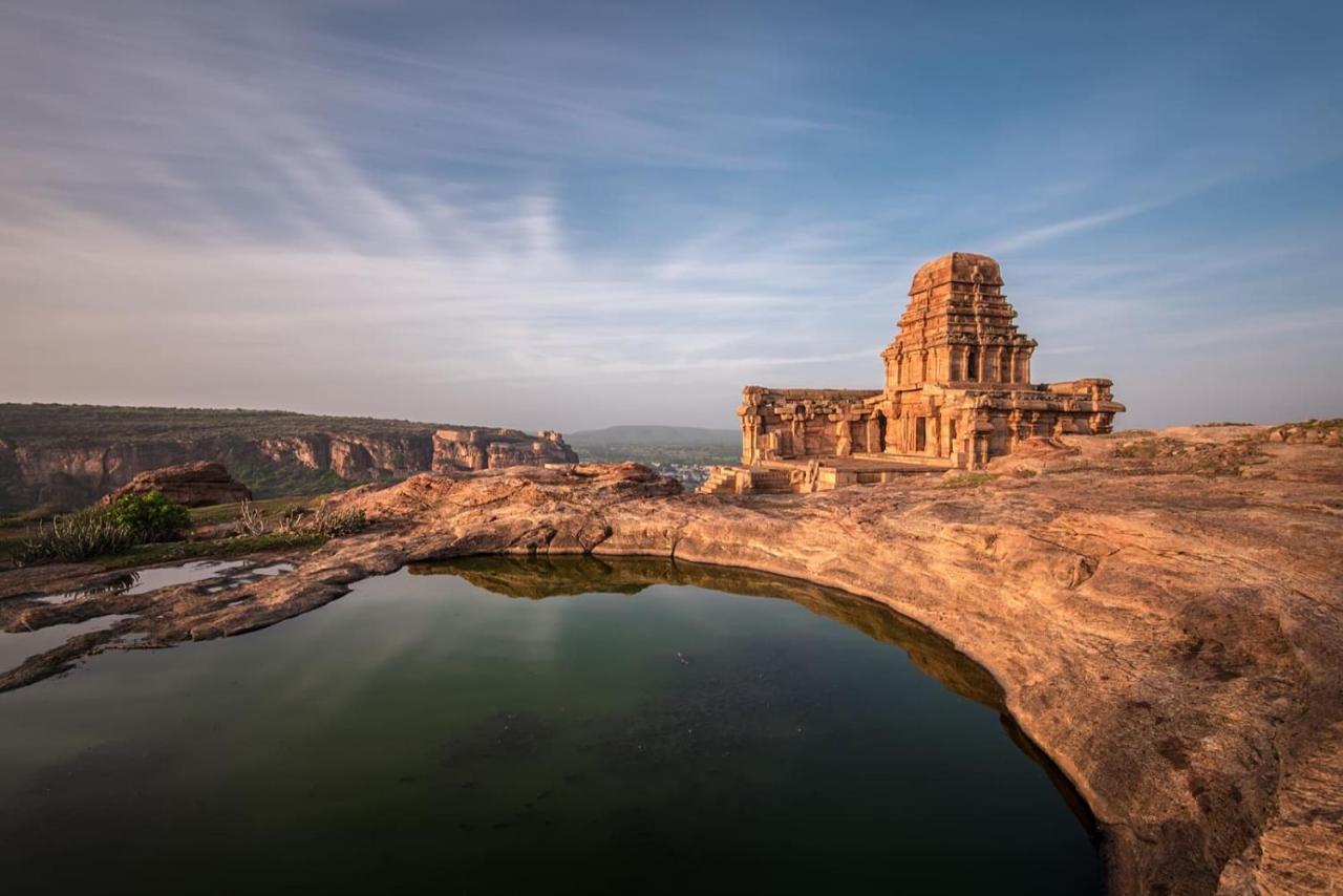 Agastya Villa By Veo - Part Of Stayvista Бадами Экстерьер фото